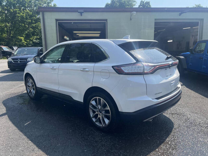 2017 Ford Edge Titanium