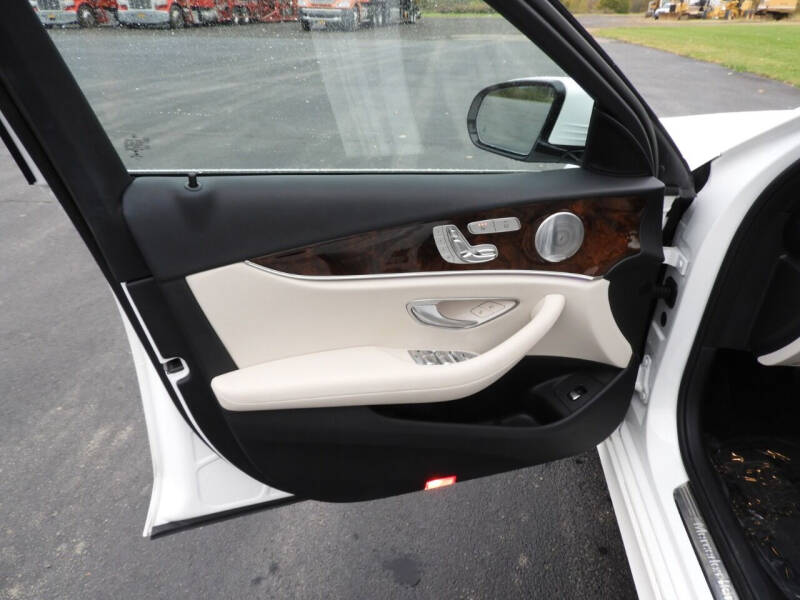 2017 Mercedes-Benz E-Class E 300 4MATIC