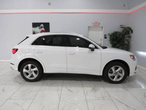 2021 Audi Q3 quattro Premium 40 TFSI