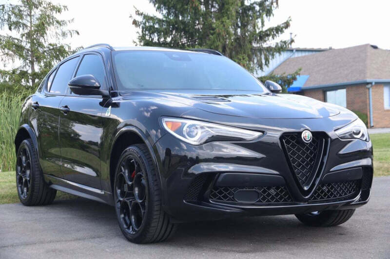 2023 Alfa Romeo Stelvio Quadrifoglio