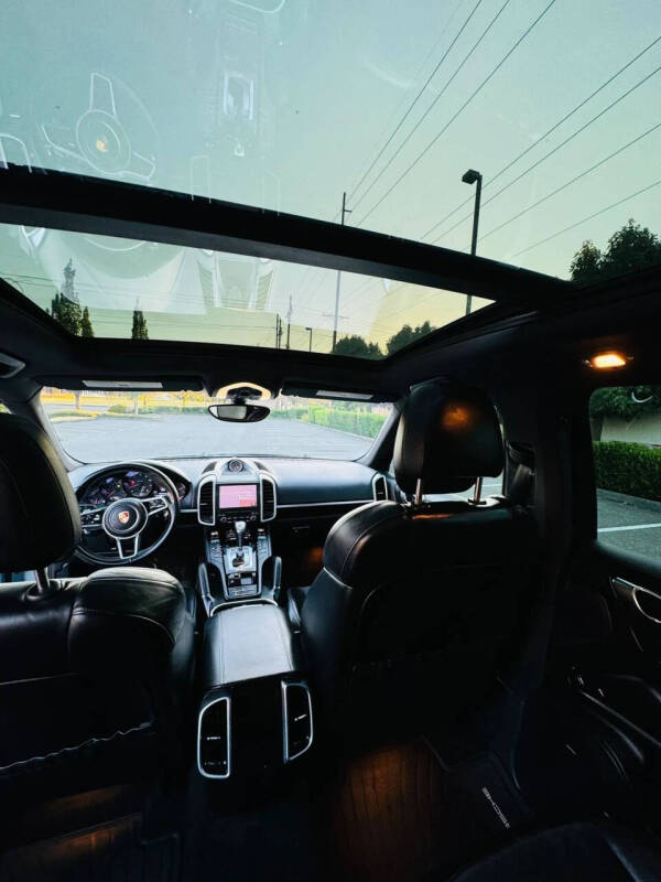 2017 Porsche Cayenne
