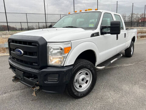 2015 Ford F-350 Super Duty for sale at CLIFTON COLFAX AUTO MALL in Clifton NJ