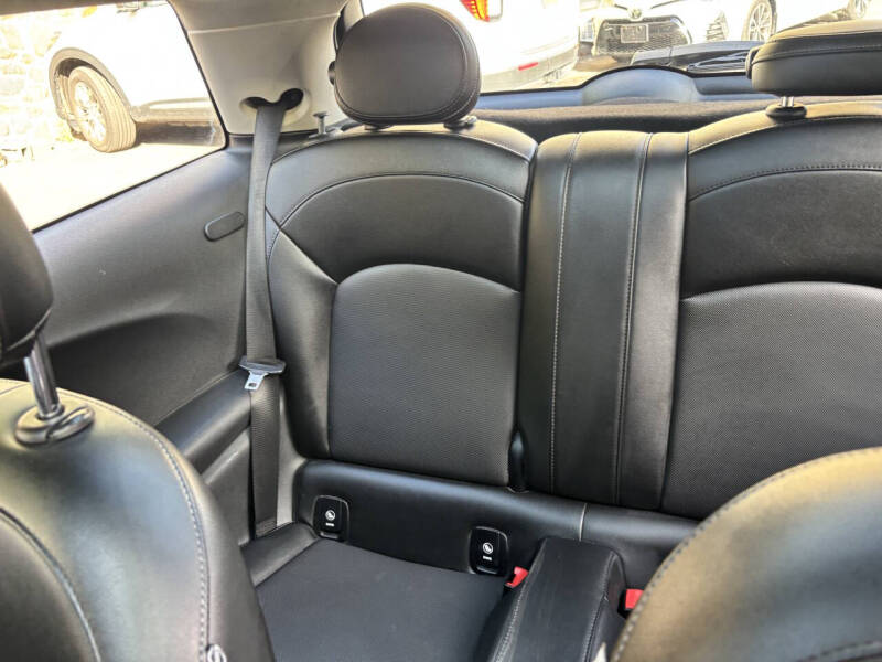 2015 MINI Hardtop 2 Door Cooper