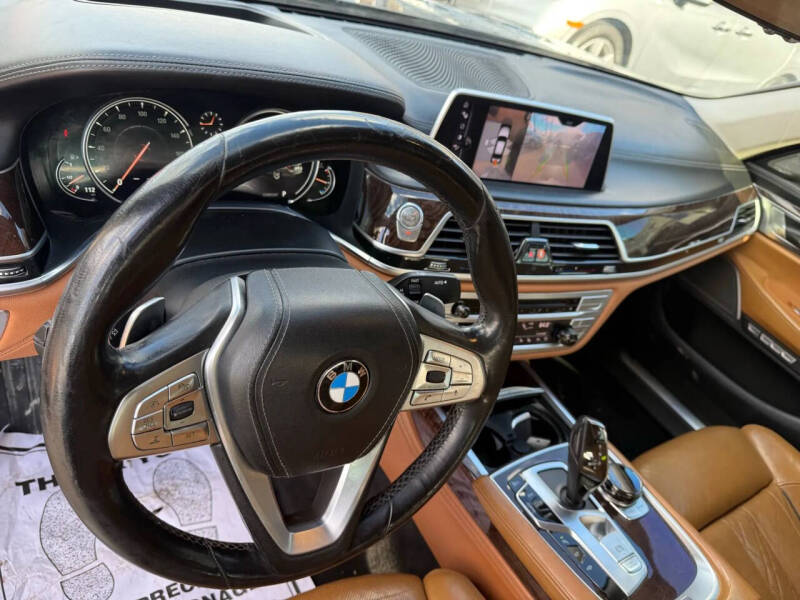 2016 BMW 7 Series 750i xDrive