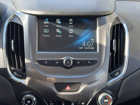 2017 Chevrolet Cruze LT Auto