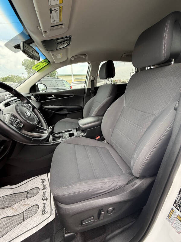 2016 Kia Sorento LX
