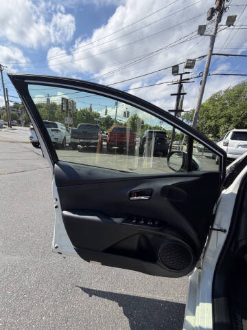 2018 Toyota Prius Three