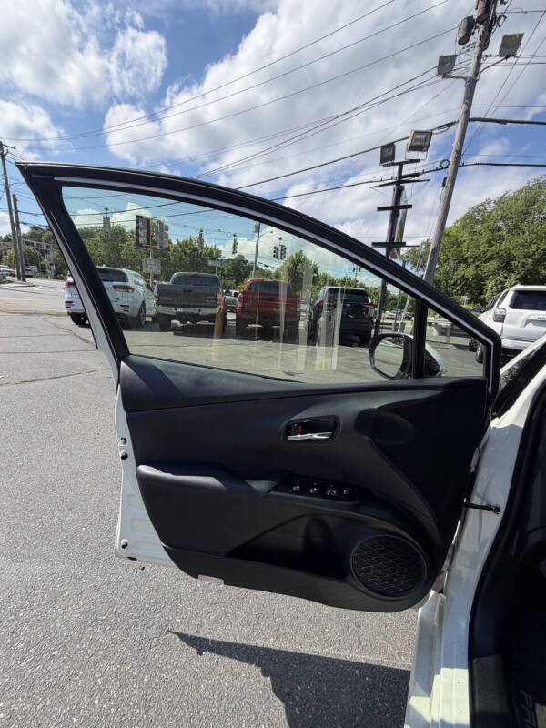 2018 Toyota Prius Three