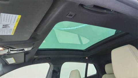 2025 BMW X2 xDrive28i