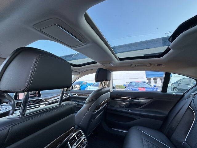 2020 BMW 7 Series 740i