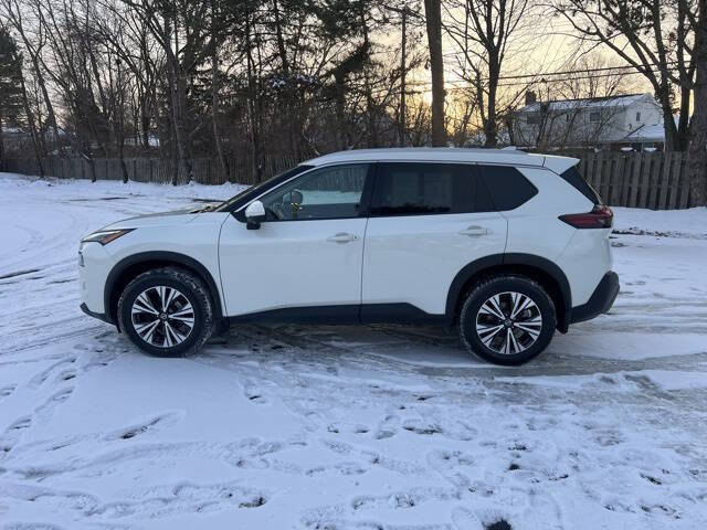 2021 Nissan Rogue SV