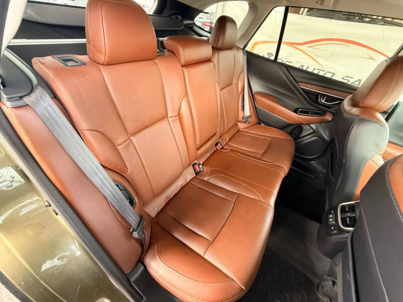 2020 Subaru Outback Touring XT