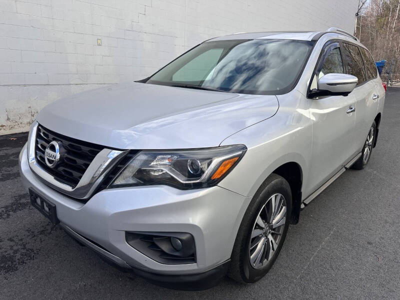2017 Nissan Pathfinder SL