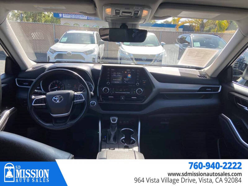 2022 Toyota Highlander XLE