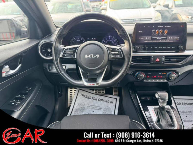 2022 Kia Forte GT Line