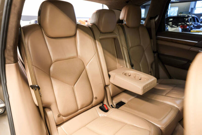 2011 Porsche Cayenne Turbo