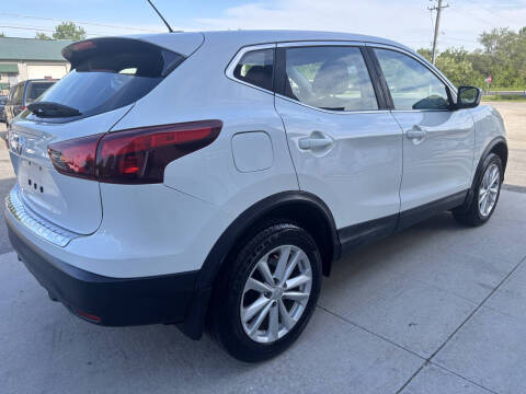2018 Nissan Rogue Sport S