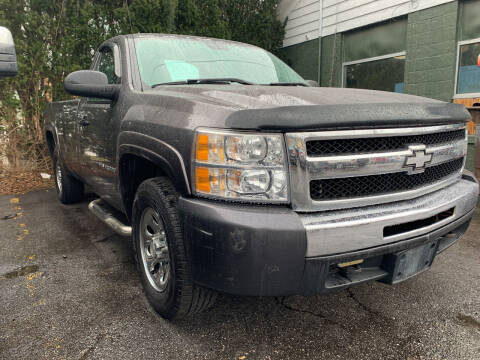 2010 Chevrolet Silverado 1500 for sale at Connecticut Auto Wholesalers in Torrington CT