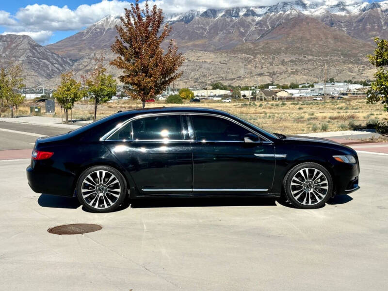 2017 Lincoln Continental Select
