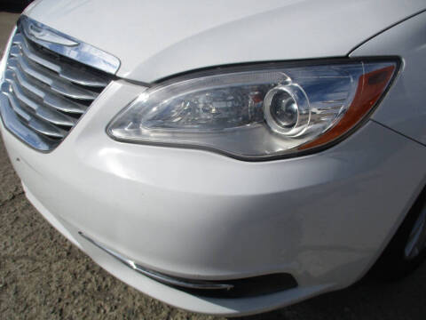 2014 Chrysler 200 Limited