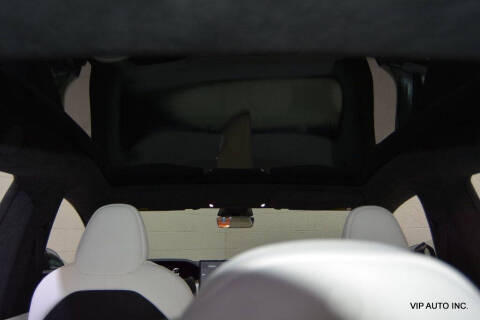 2022 Tesla Model S Plaid
