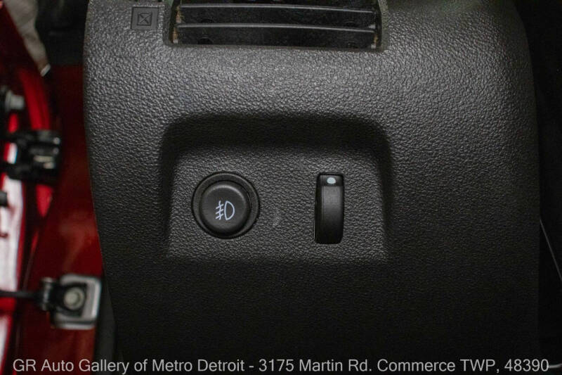 2009 Saturn SKY Red Line