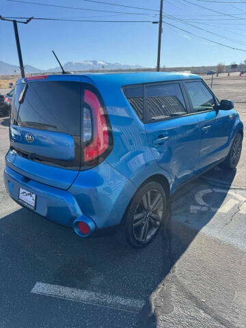 2015 Kia Soul +
