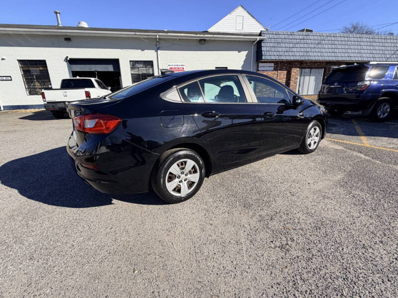 2018 Chevrolet Cruze LS Auto