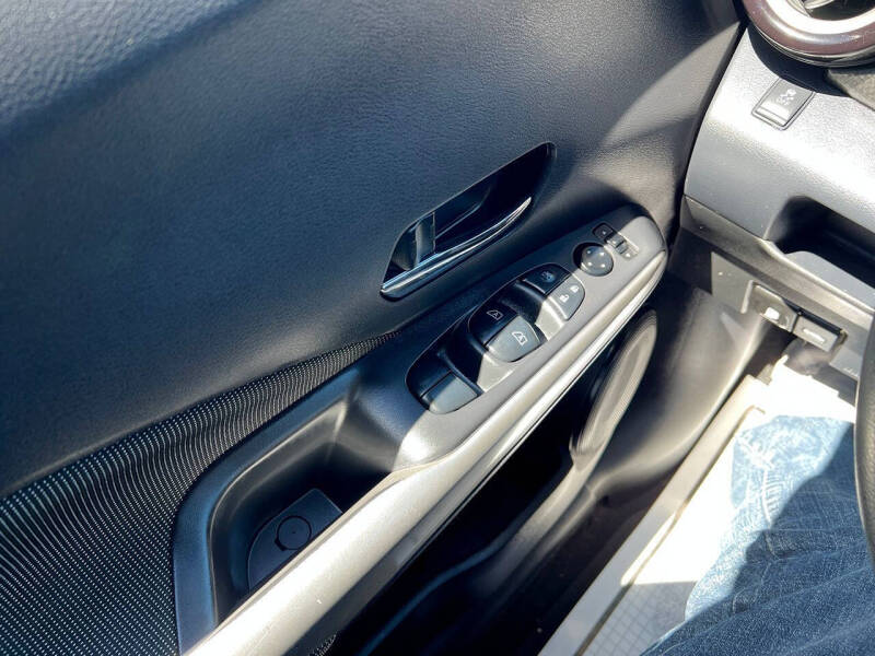 2019 Nissan Kicks SV