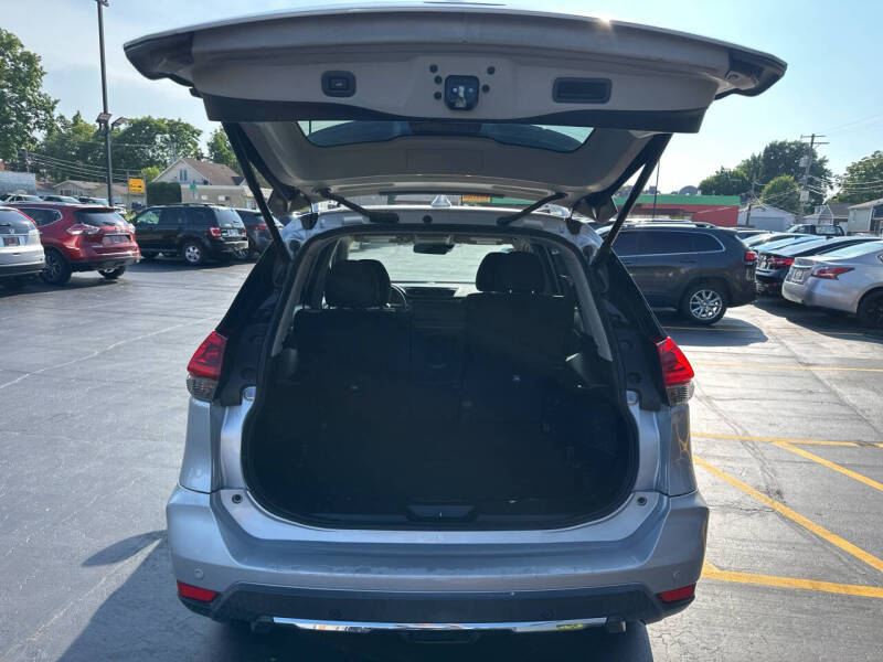 2019 Nissan Rogue SV