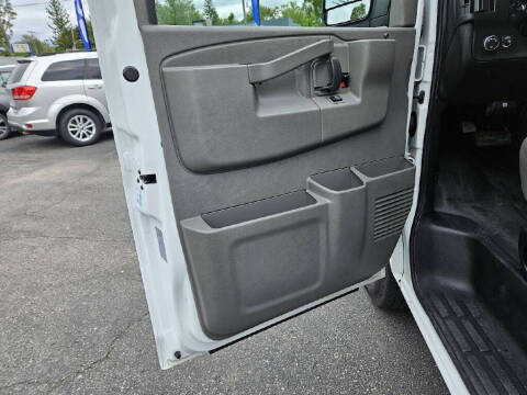 2021 Chevrolet Express 2500