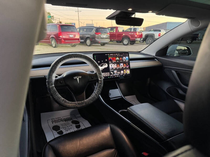 2020 Tesla Model 3 Long Range