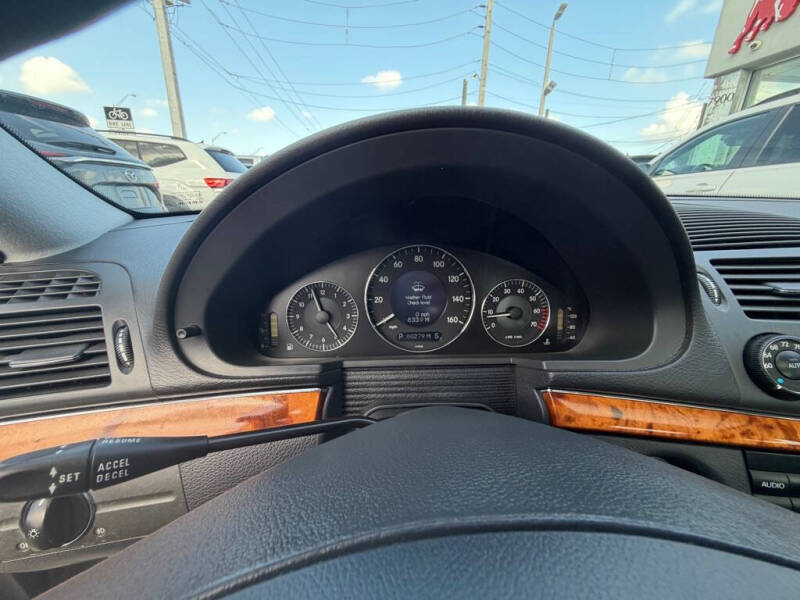 2004 Mercedes-Benz E-Class E 320