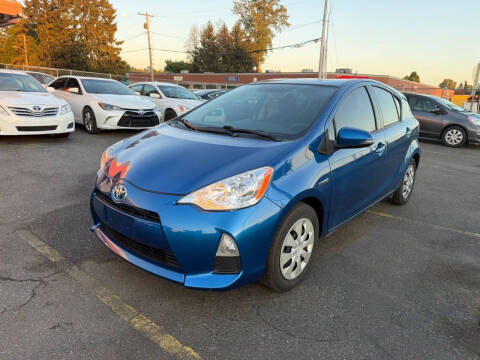 2014 Toyota Prius c