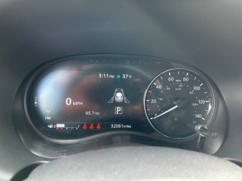 2023 Nissan Kicks SV