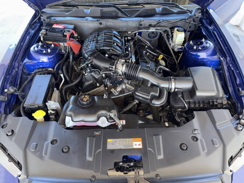 2014 Ford Mustang V6