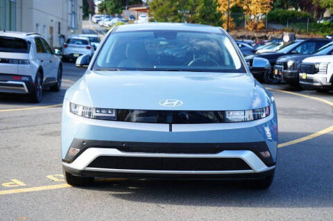 2026 Hyundai Ioniq 5 SE Standard Range