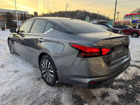 2023 Nissan Altima 2.5 SV