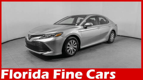 2020 Toyota Camry Hybrid LE