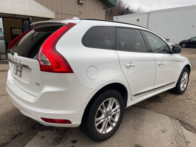 2015 Volvo XC60 T5 Drive-E