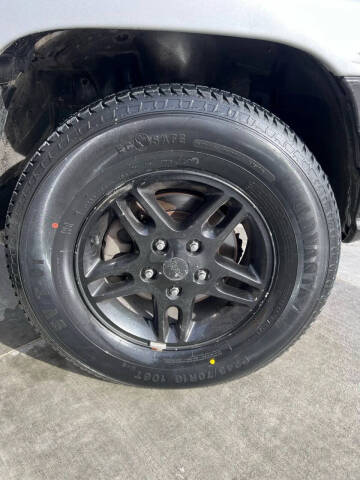 2003 Jeep Grand Cherokee Laredo