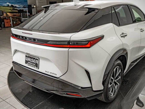 2024 Lexus RZ 300e