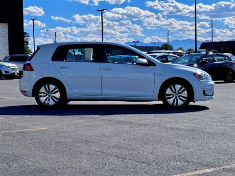 2016 Volkswagen e-Golf SE