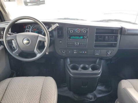 2023 Chevrolet Express LS 3500