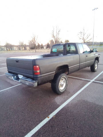 2001 Dodge Ram 2500 SLT Plus