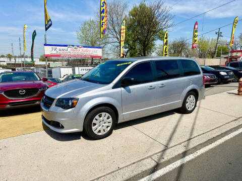 2018 Dodge Grand Caravan for sale at JR Used Auto Sales in North Bergen NJ
