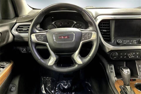 2017 GMC Acadia SLE-2