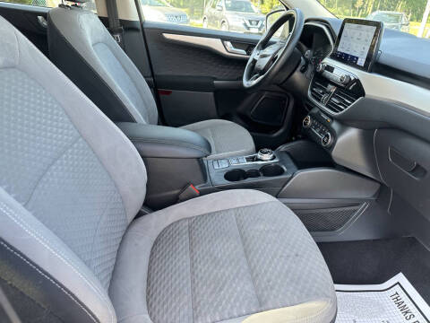 2020 Ford Escape SE