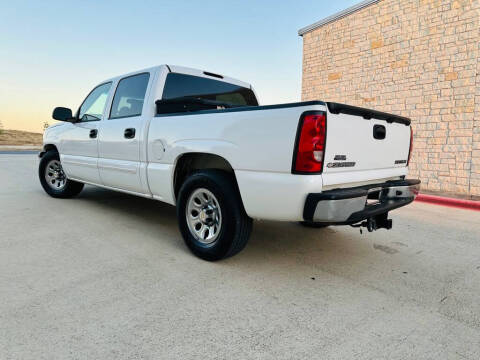 2005 Chevrolet Silverado 1500 LS