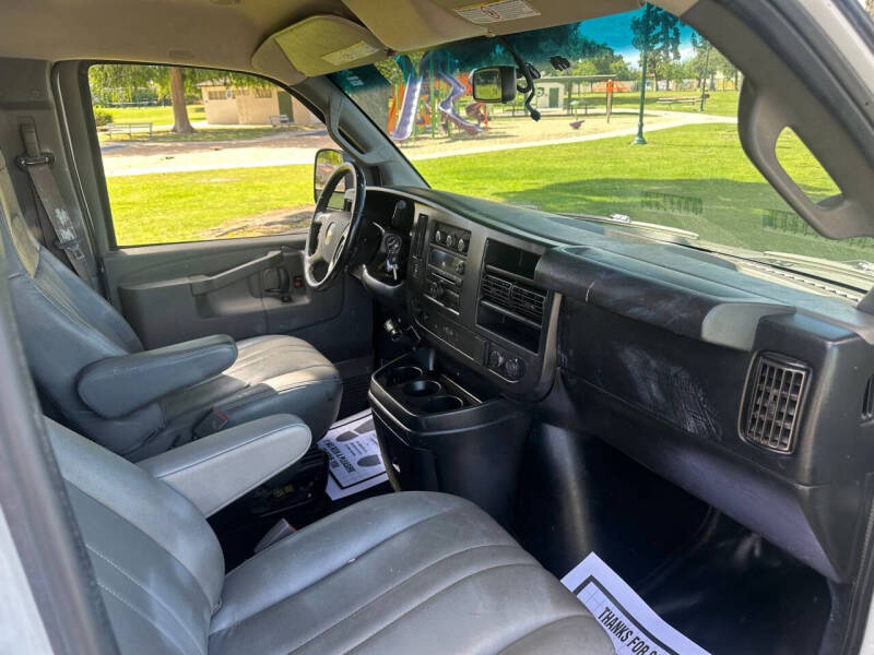 2018 Chevrolet Express 2500